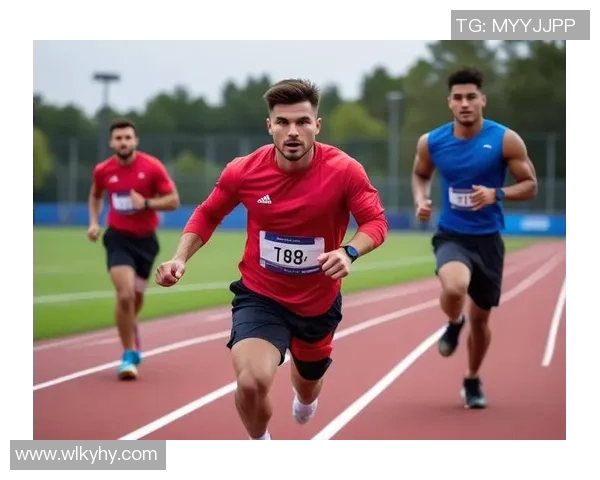 足球球星热身训练揭秘 打造完美状态的幕后故事与技巧分享