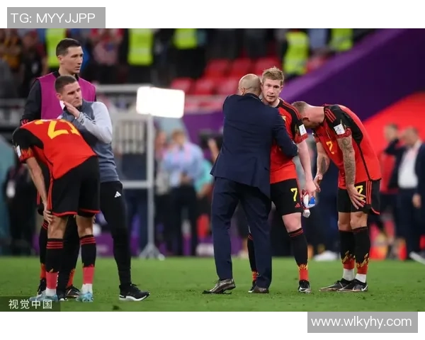 足球球星精彩瞬间拼图素材库打造独特视觉体验助力足球文化传播